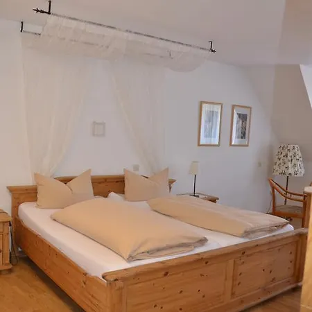 Feiden Garni 3* Bremm