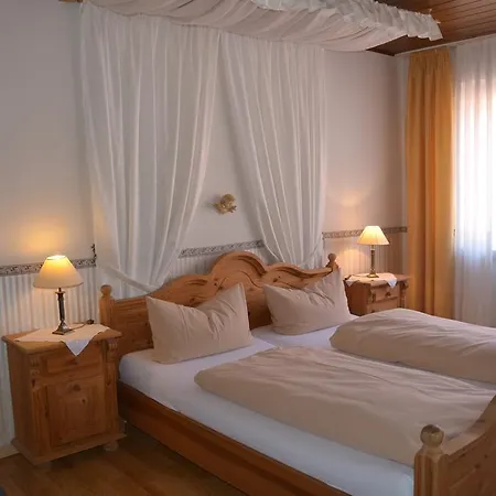 Feiden Garni Hotel Bremm