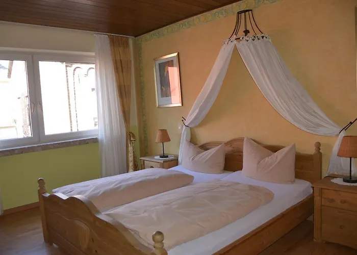 Feiden Garni Hotel 3*