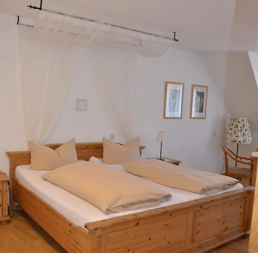 Feiden Garni 3* Bremm